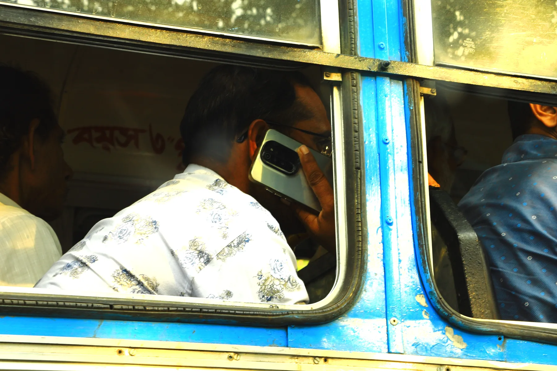 Extraordinary ordinary India — photograph by Telford Vice