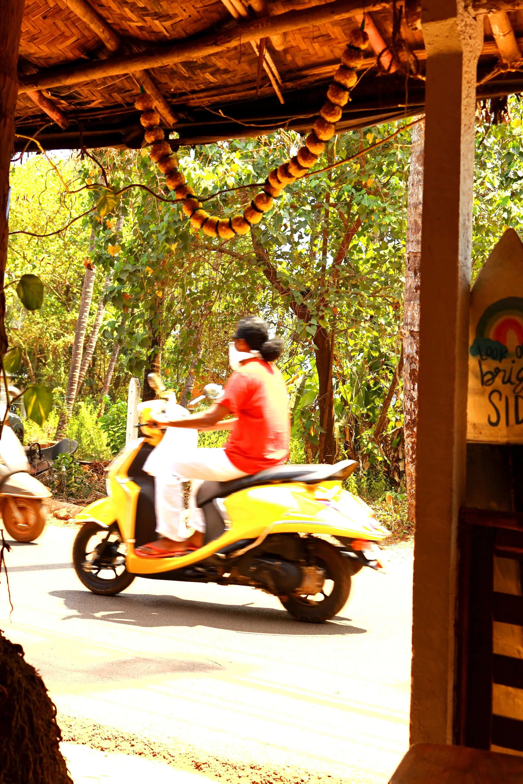 Extraordinary ordinary India — photograph by Telford Vice